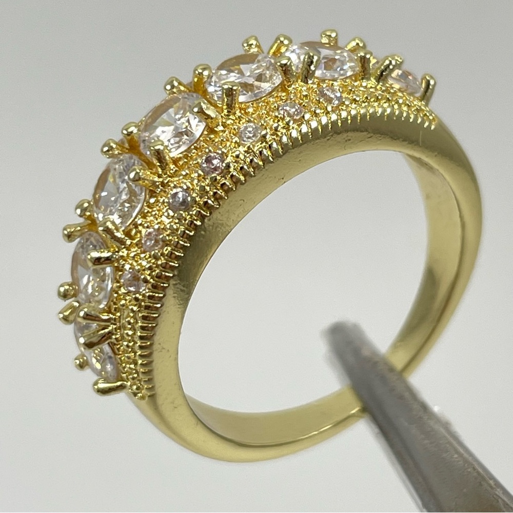 Rings Women’s Jewelry Wedding Band Round Cut Diamond CZ Gold Tone Plated - Picture 3 of 6